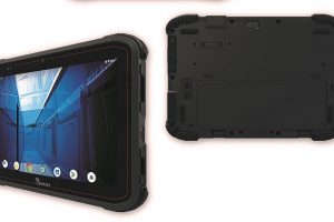 An den Ecken deutlich abgerundet und insgesamt kompakter aufgebaut ist das Rugged Industrial Tablet S101M9.