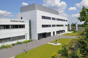 Endress+Hauser baut Kompetenzzentrum für 12 Millionen Euro aus