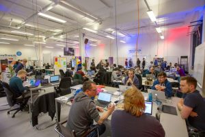 Erster Industrie 4.0 Hackathon mit Lenze in Bremen